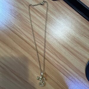 Chic Gold Necklace with S Pendant